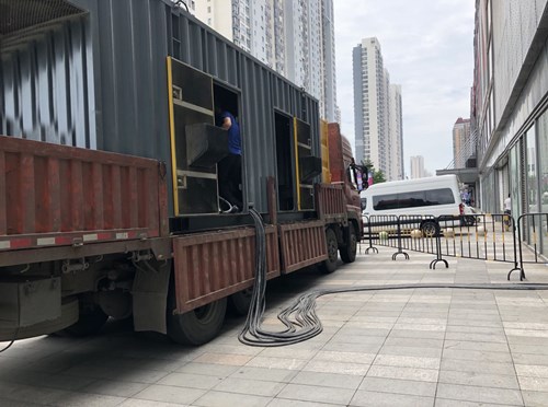 张北柴油发电机空气滤清器在不同季节的更换周期是否有差异？