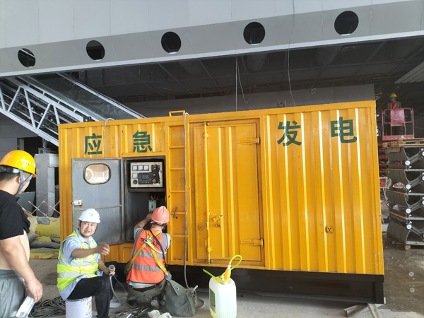 张北怎样判断空气滤清器是否需要更换？